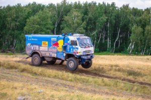 Silk Way Rally Kamaz se lleva (casi) todo en la etapa 5