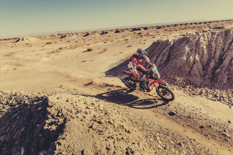 Ricky Bravec comanda la etapa 3 del Rally OiLibya