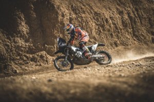 Sunderland y Walkner se quedan con el mejor tiempo del prólogo en Marruecos P-20171005-01958_news