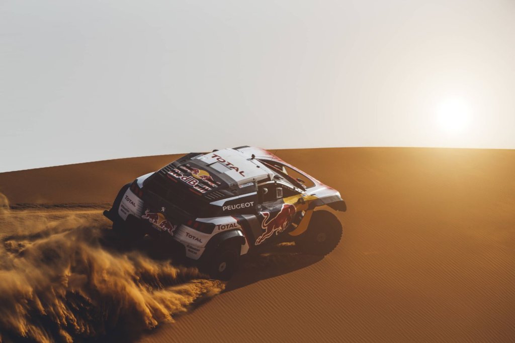 Video: El nuevo Peugeot 3008 DKR Maxi en todo su esplendor