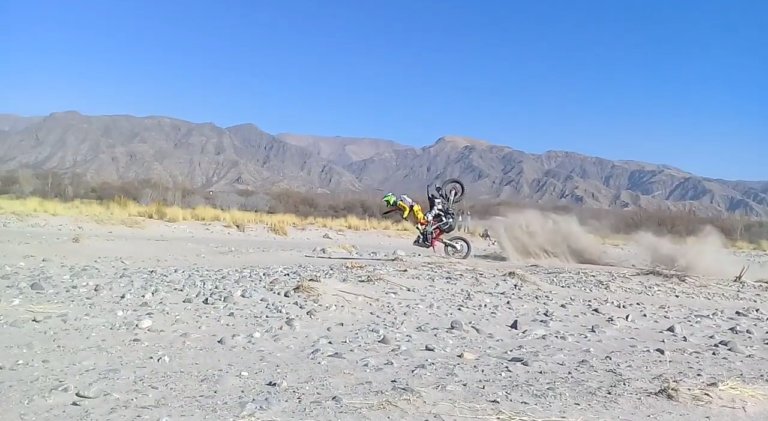 Video: Martín Duplessis se accidentó en el mismo lugar que Benavides