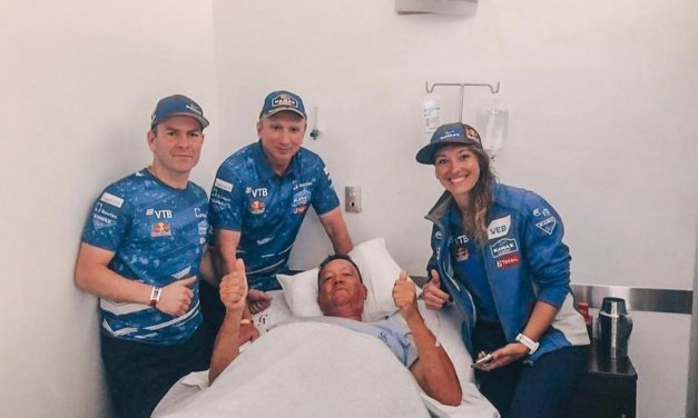 Gran gesto: Karginov y el Team Kamaz visitaron al espectador arrollado durante el Dakar 2019