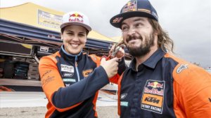 La atrevida apuesta entre Laia Sanz y Toby Price