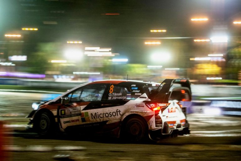 Ott Tänak (Toyota Yaris WRC) Crédito AT-World