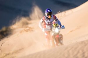 Laia Sanz le ganó por décima vez consecutiva al Rally Dakar