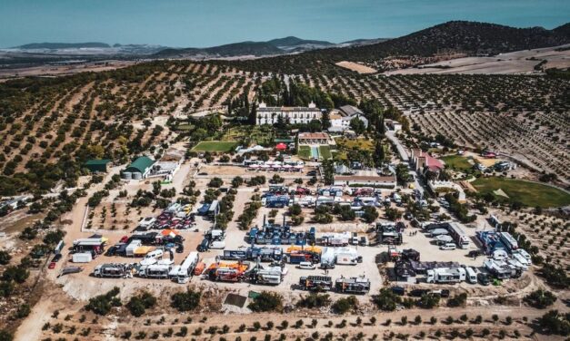 Fotos: El campamento del Andalucía Rally va tomando color