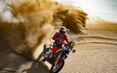 Kevin Benavides suma sus primeros kilómetros con KTM en Dubai