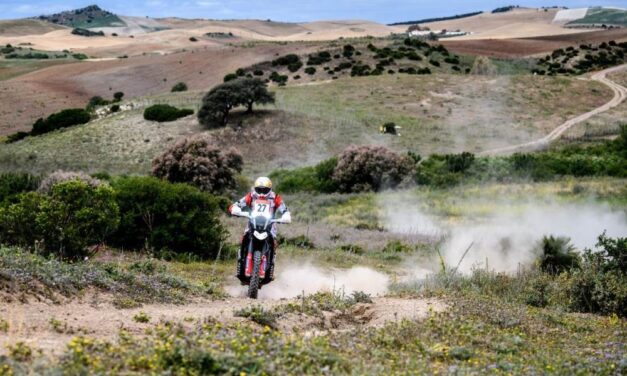 Hero dominó el prólogo del Andalucía Rally entre las motos