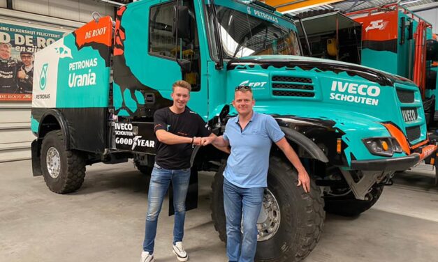 Mitchel Van Den Brink se une al Team De Rooy para el Dakar 2022