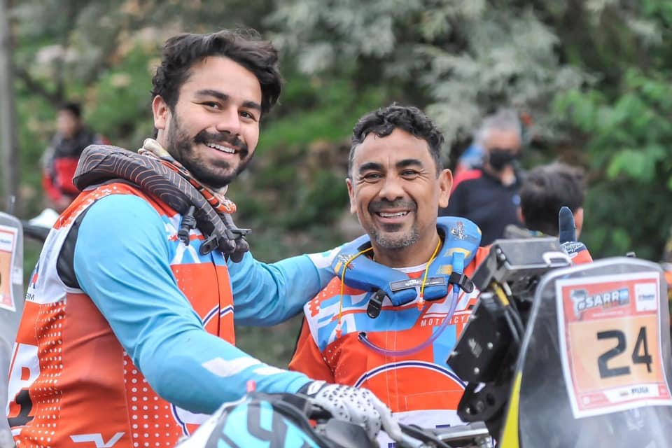 Juan Carlos y Juan José Puga: Padre e hijo lucharán por terminar juntos el Rally Dakar 2022 en motos