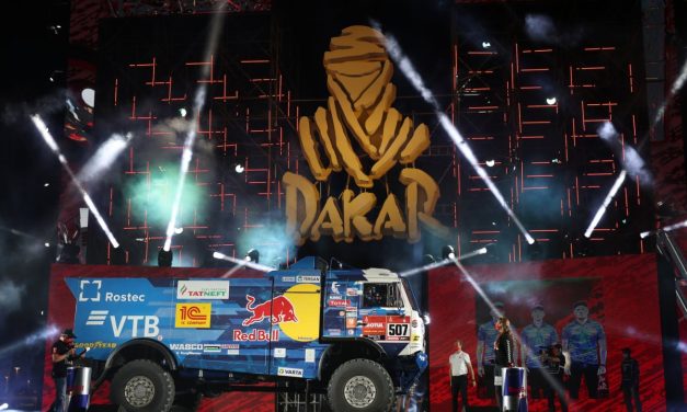 En vivo: el podio de largada simbólica del Dakar 2022