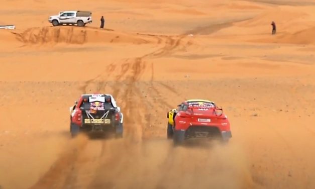 Videos: La espectacular persecución entre Al-Attiyah y Loeb en el Dakar 2022