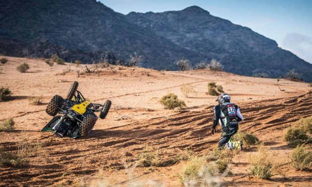 Video: La dura caída de Giovanni Enrico en la Etapa 1B del Dakar 2022