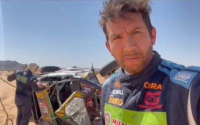 Video: un accidente muy fuerte complicó el Dakar 2022 para Guayasamín y Torlaschi