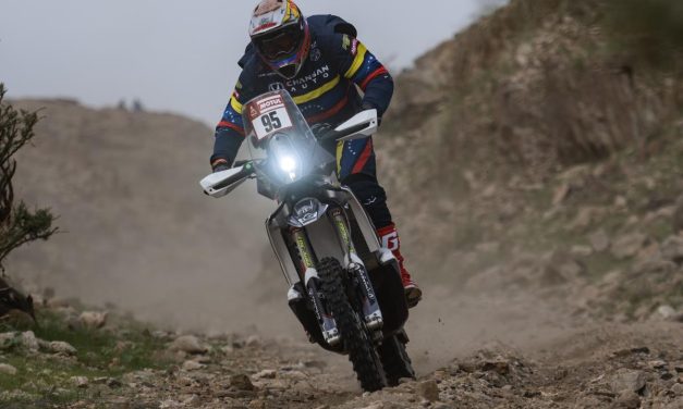 Nicolás Cardona avanza tras completar la etapa 1 – Dakar 2023