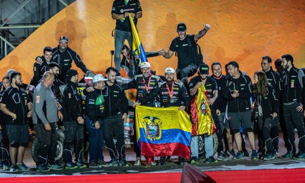 Brad Salazar logró una histórica medalla para Ecuador en el Dakar 2023