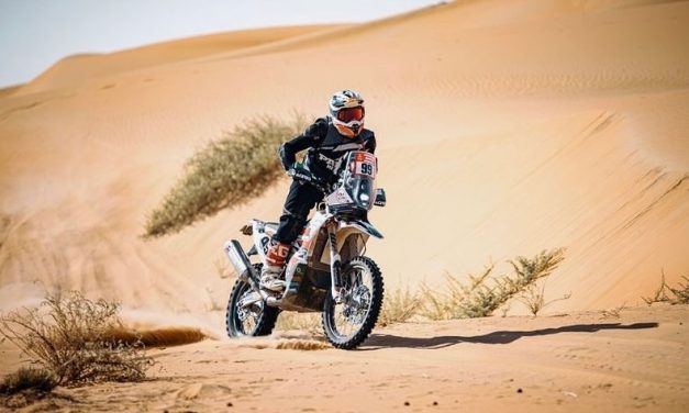 Santiago Rostan atraviesa la parte más dura del Dakar y llega al día de descanso