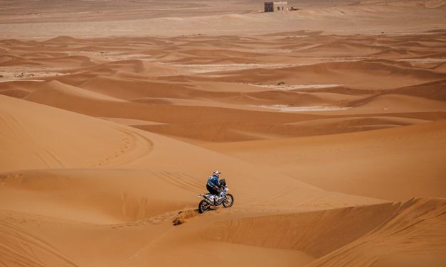 Rolando Martínez logra un buen resultado en la segunda etapa del Rallye du Maroc 2024