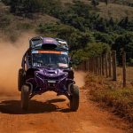 El FIFI Rally supera dificultades y es escolta en el Sertões 2025