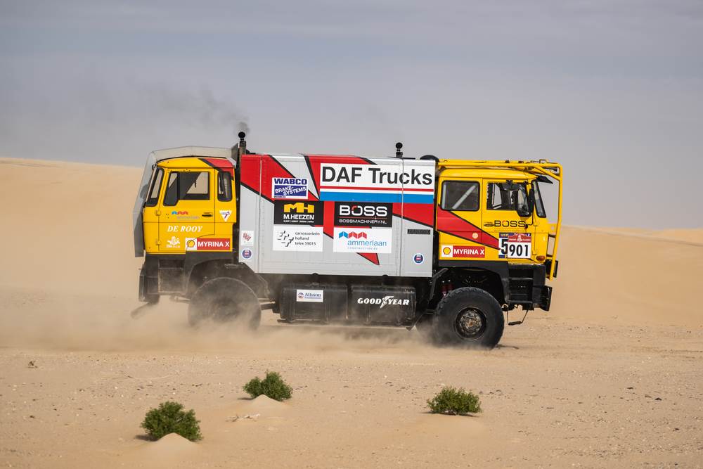 #901 VAN KASTEREN ADRIANUS Gerardus (nld), KEIJSERS Herman (nld), HEEZEN Thijs (nld), Classic Team DAF, DAF, Dakar Classic, action during the Stage 10 of the Dakar Classic 2023 between Haradh and Shaybah, on January 11, 2023 in Shaybah, Saudi Arabia